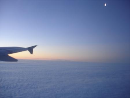 Depart de Paris CDG , dans l'avion a 7h 15 du mat .